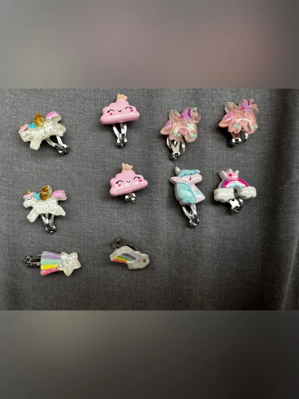 10 clip-on earrings for little kids